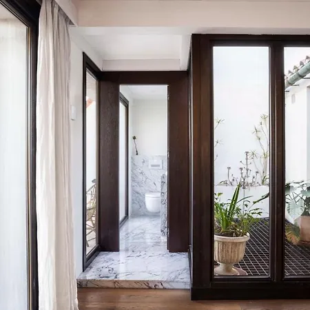 Casa Porto Sea View شقة *